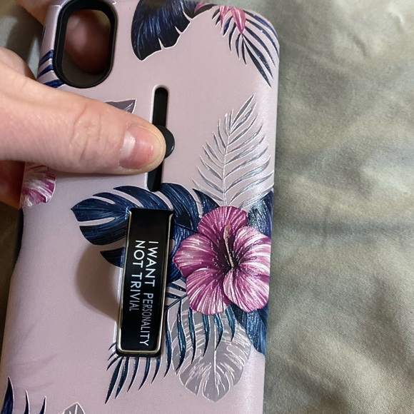 iPhone X case w/attached loopy - Picture 6 of 7